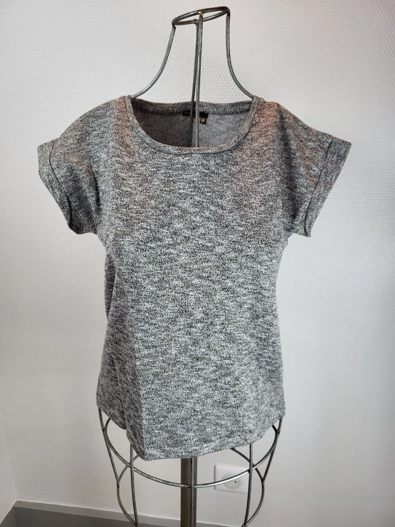 Slubby grey fluid T-shirt with turned-back sleeves Bizzbee – Size 36 (S) – photo 2